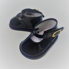 Туфли лаковые с ремешком на липучке,7 см,цв.чёрный