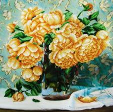 Картины бисером | Натюрморт с розами. Размер - 45 х 45 см.