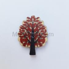 Деревянная пуговица "Дерево с красными листьями". Размер - 2,5 х 3,2 см
