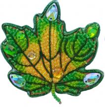 А-строчка | Набор для вышивания броши (подвеса) Осенний лист №1. Размер - 6,5 х 6,5 см