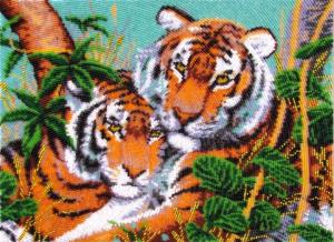 Тигры в джунглях. Размер - 34 х 25 см.